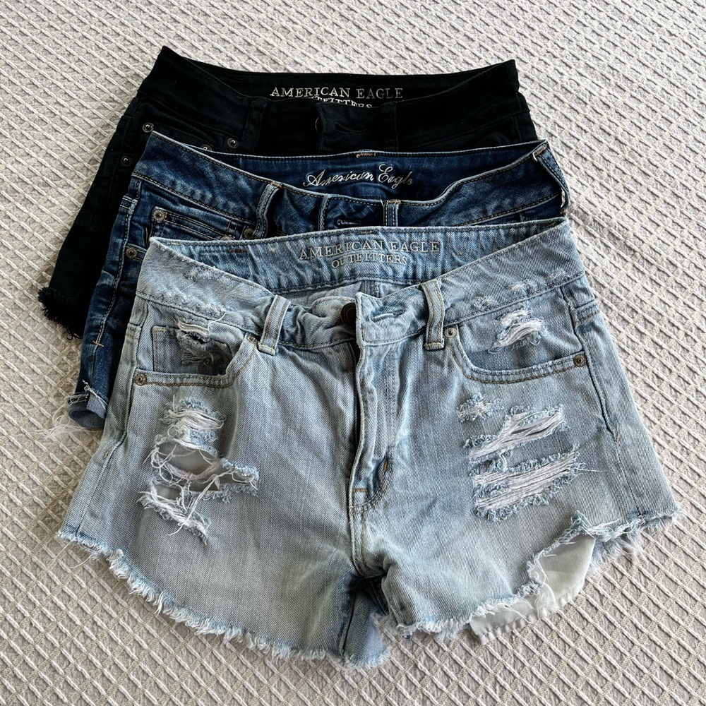 Size 24 bundle of skinny jeans and shorts. AE, banana republic, bullhead, etc